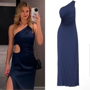 Delfi Collective Solie Cut Out Navy Pleated Gown Dress Wedding Guest Small